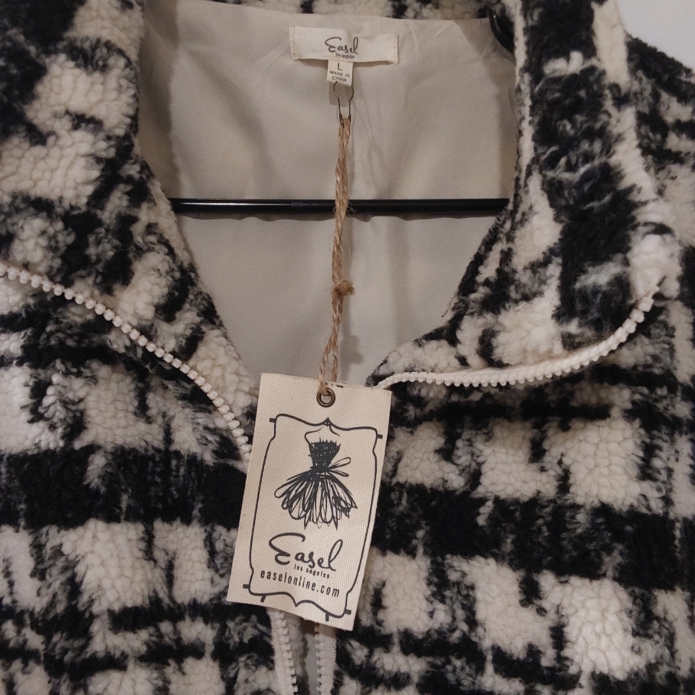 Easel Black and Cream Plaid Teddy Jacket L - Picture 3 of 8